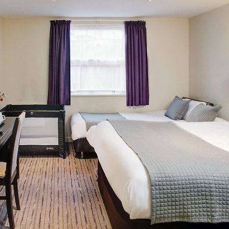 Premier Inn Huddersfield West Dış mekan fotoğraf